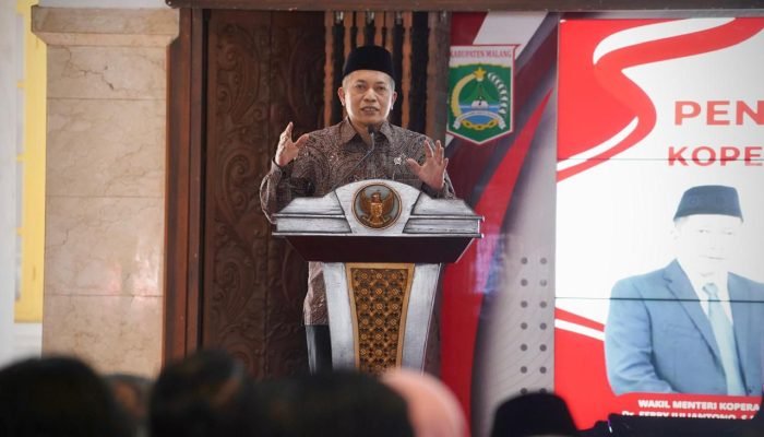 Kemenkop Apresiasi Kabupaten Malang Sukses Bentuk 370-390 Kopdes/kel Merah Putih Berbadan Hukum 1 pul 347