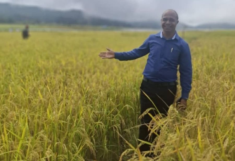 Abio Salsinha Dampingi Perdana Menteri Xanana Gusmão di Seloi Ailieu, Hadirkan Hiburan dan Harapan Baru untuk Warga 2 pul 68