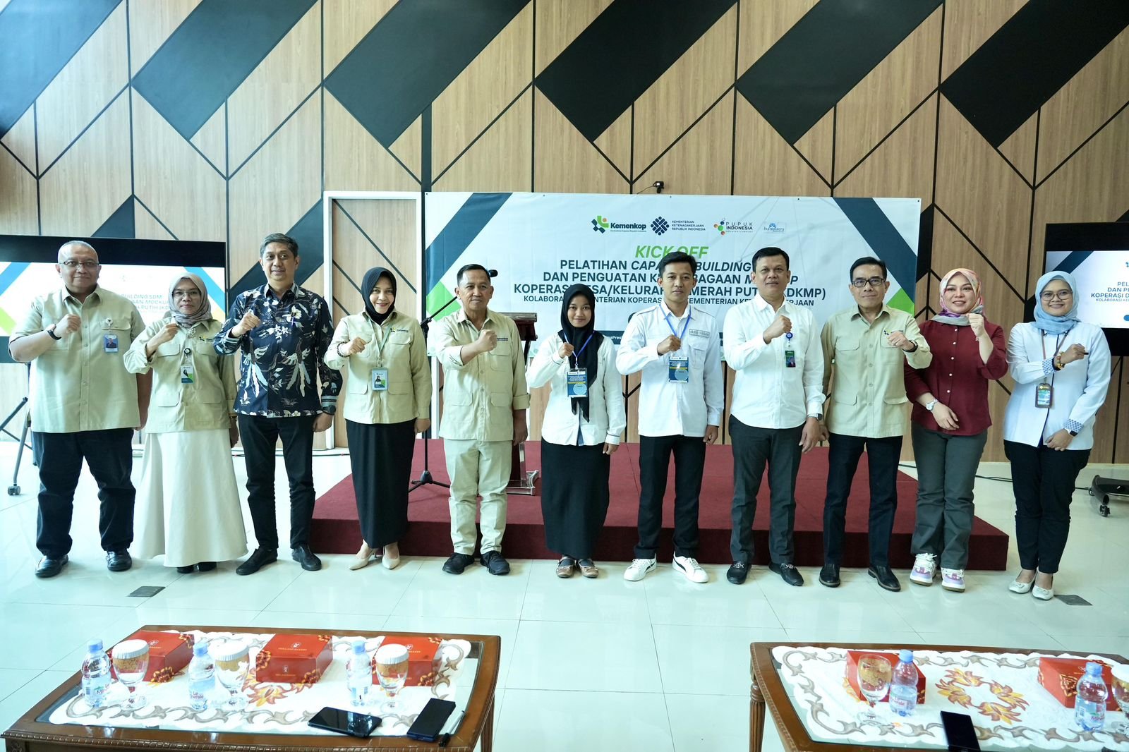 SesKemenkop Optimis Kopdes Merah Putih Percontohan Bakal Jadi Motor Penggerak Ekonomi Desa 2 pul 139