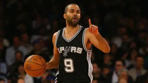 10 Point Guard Terbaik Sepanjang Masa Versi ChatGPT: Magic Johnson Nomor 1, Curry dan Chris Paul Masuk Daftar 1 pul 16