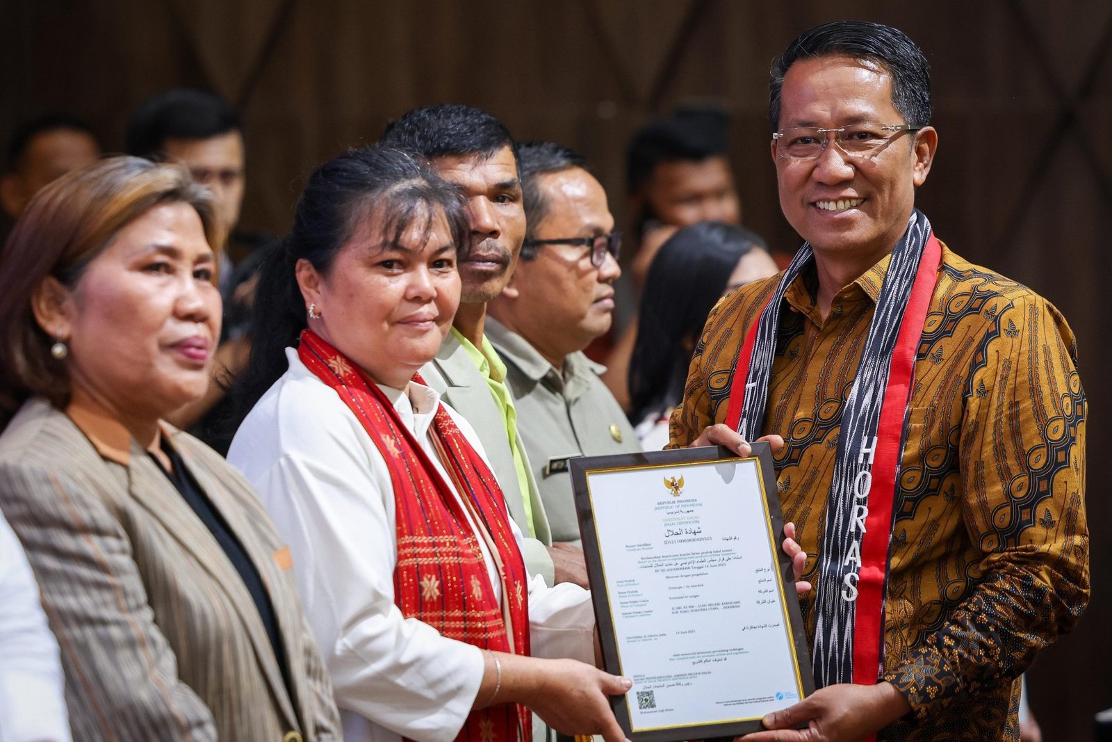 UMKM Danau Toba Semakin Bersaing Lewat Festival Kemudahan dan Pelindungan Usaha Mikro 5 pul 295 scaled