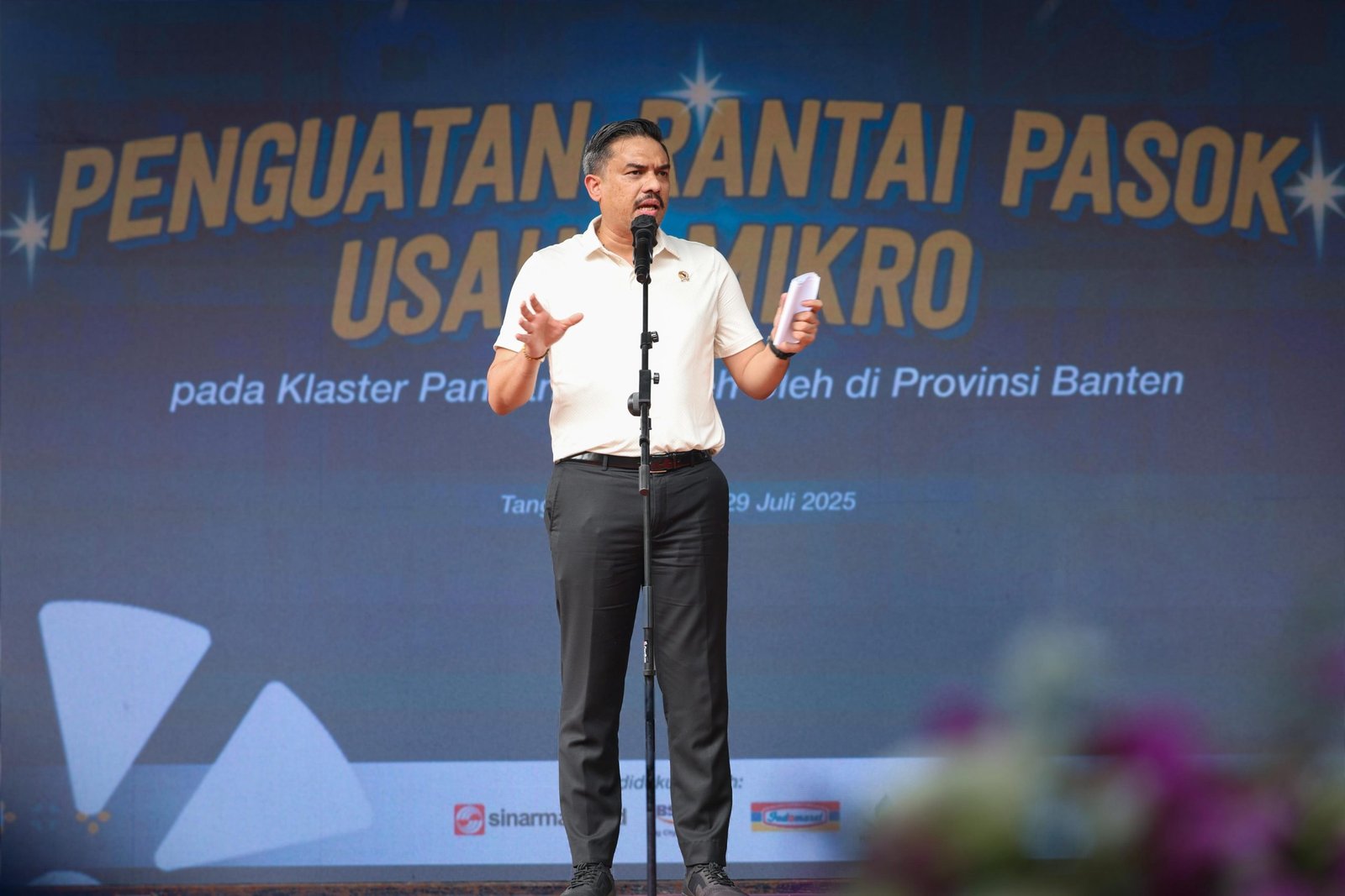 Kementerian UMKM Perluas Rantai Pasok Usaha Mikro Klaster Oleh-oleh di Tangerang Selatan 1 pul 363 scaled