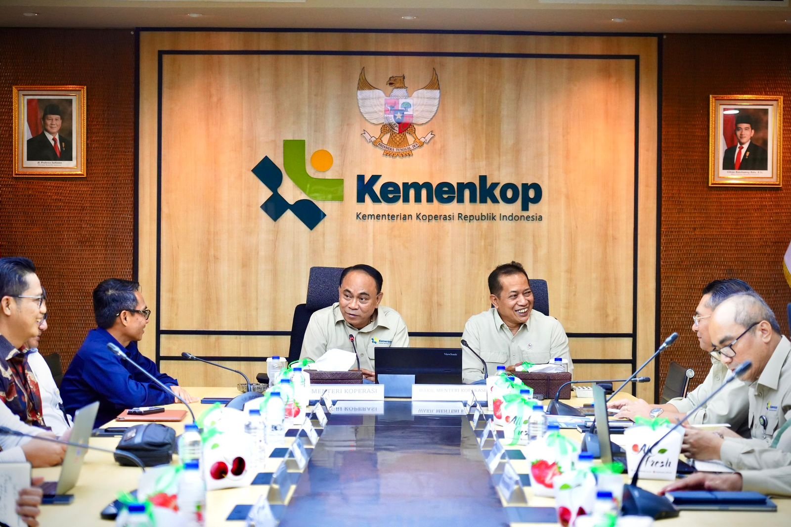 Menkop: Seluruh Kopdes Merah Putih Harus Masuk Microsite Agar Semua Pergerakan Terpantau 1 pul 220