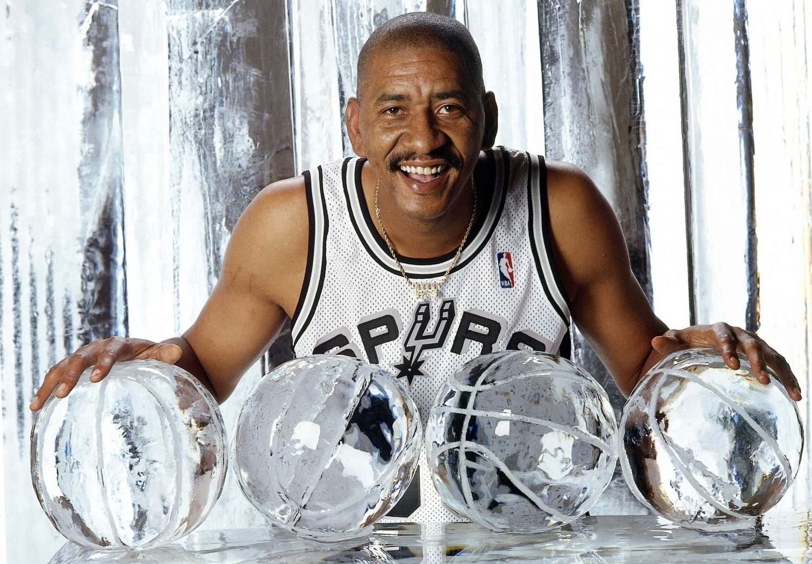 Michael Jordan Ungkap Rekan Setim Paling “Tak Terhentikan”, Bukan Scottie Pippen atau Dennis Rodman 2 pul 230