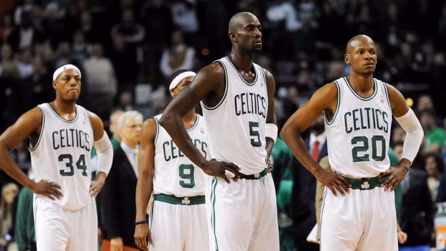 10 Trio Terbaik Sepanjang Masa dalam Sejarah NBA Versi ChatGPT 4 pul 5