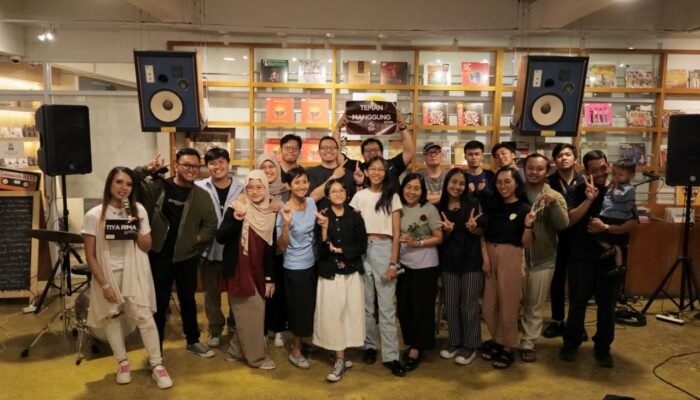 “Antara Mawar Merah dan Gitar Akustik, Tiya Rima Luncurkan Perayaan Patah Hati” 1 IMG 20250910 WA0086