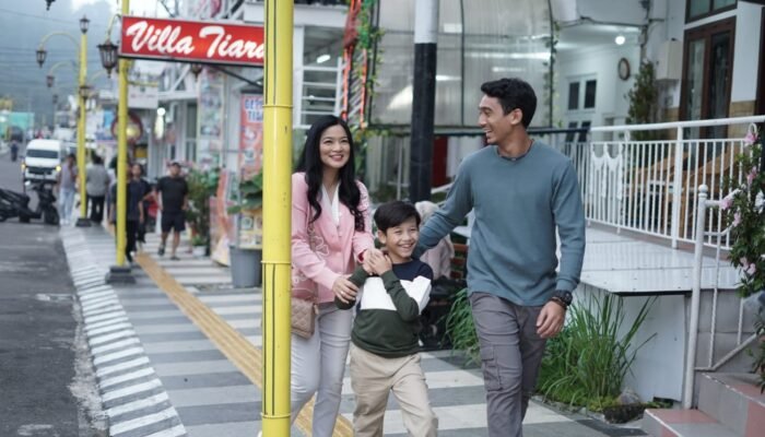 “Air Mata di Ujung Sajadah 2” Rilis Trailer, Hadirkan Kisah Haru Dua Ibu 1 IMG 20250912 WA0099