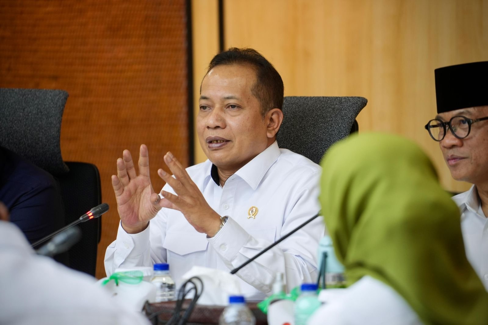 Ferry Juliantono: Pemerintah Percepat Pencairan Kredit untuk Dukung Operasional Koperasi Desa Merah Putih 1 pul 153