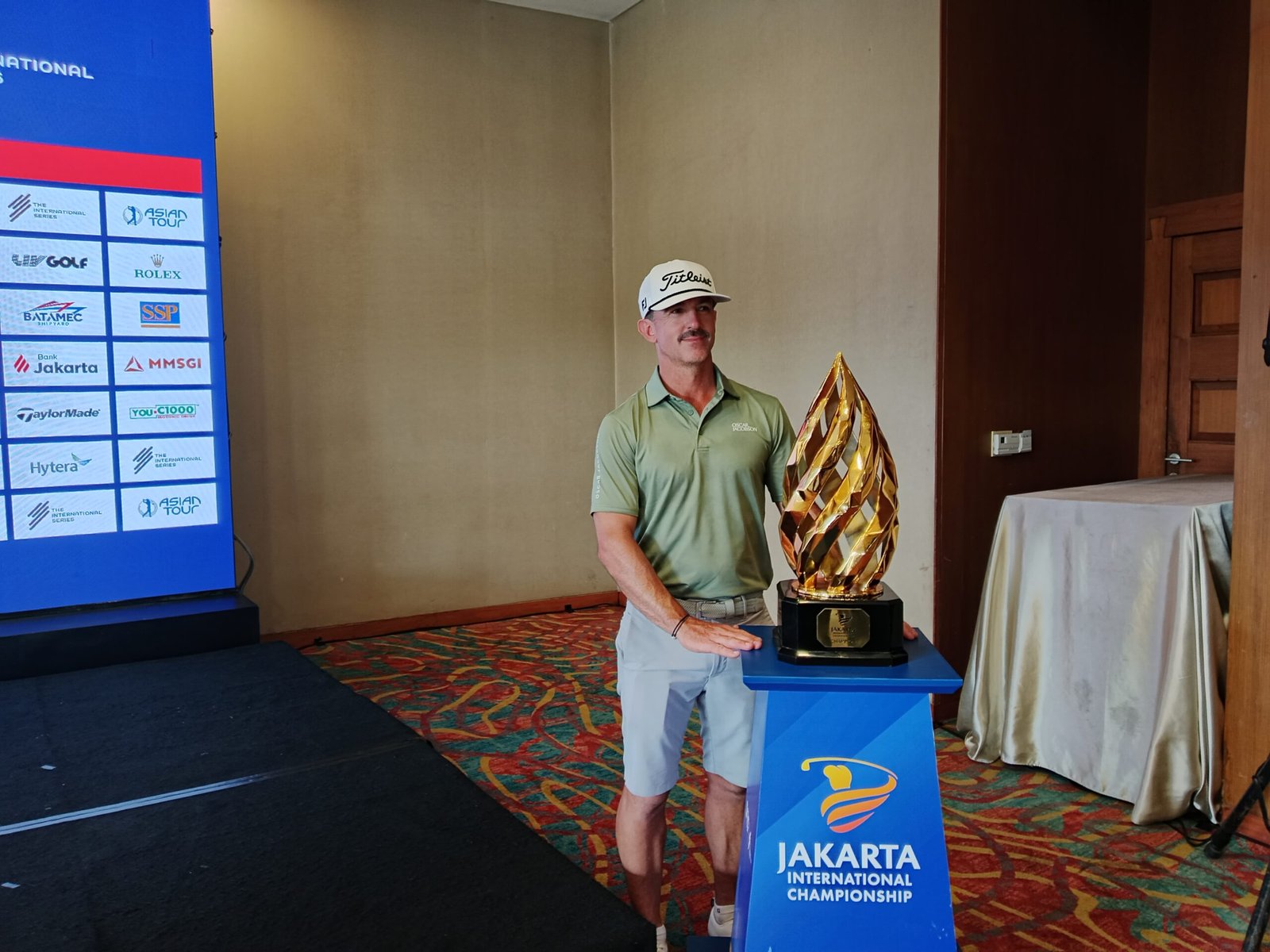 Wade Ormsby Juara Jakarta International Championship 2025 Lewat Drama Play-off Menegangkan 1 IMG 20251005 150225 scaled