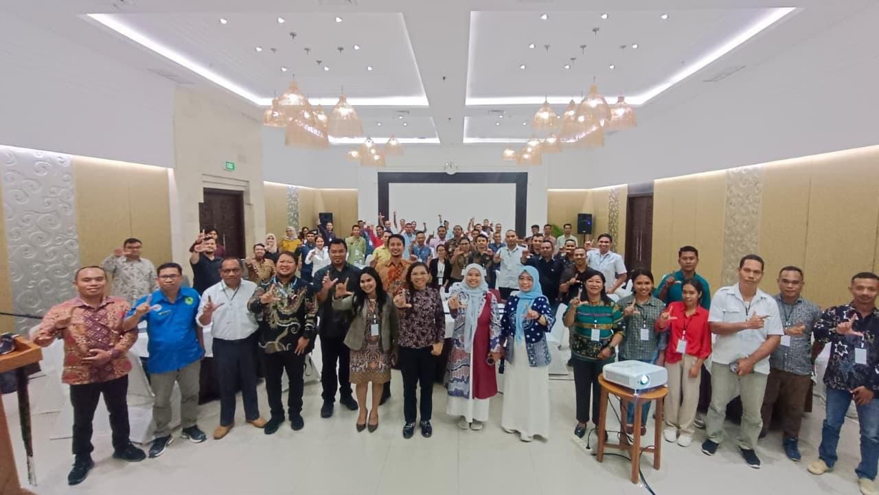 Kemenkop Bangun Kolaborasi Kopdes, Kampung Nelayan, dan SPBUN Perkuat Ekonomi Desa 1 WhatsApp Image 2025 10 31 at 18.41.57