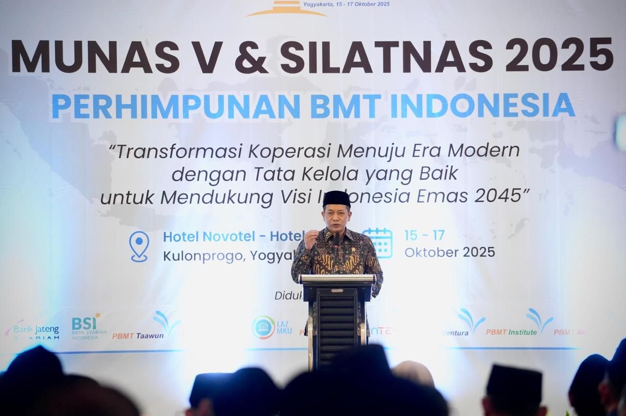Ferry Juliantono Dukung BMT Jadi Kekuatan Ekonomi Baru Umat 3 pul 132