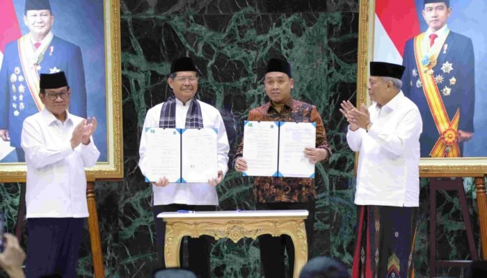 Gubernur DKI Pramono Anung Apresiasi PWNU dan DLH Kolaborasi Kelola Sampah & Kembangkan Urban Farming di Jakarta 2 siaranpers pemprov dki 20251010135604 1ts7b5 183