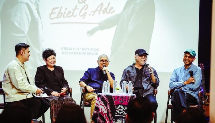 Ebiet G. Ade & Iwan Fals: Dua Legenda Satukan Suara, Persembahkan Lagu “Ibu” dan “Titip Rindu Buat Ayah” 1 IMG 20251110 WA0058