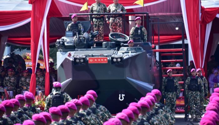 Panglima TNI Dikukuhkan sebagai Warga Kehormatan Pasukan Pendarat Korps Marinir 2 IMG 20251117 WA0111 1