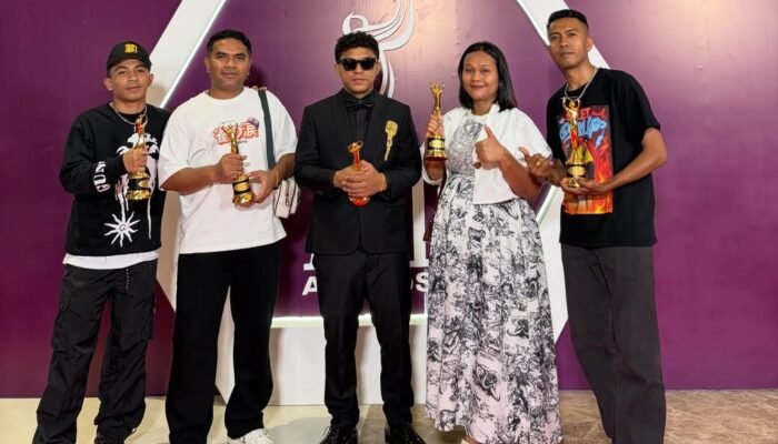 Silet Open Up Kejutkan Panggung AMI Awards 2025, “Tabola-bale” Raih Pencipta Lagu Pop Terbaik 1 TERIMA KASIH TUHAN YESUS Bunda Maria bapa mama di surga kita berhasil mendapatkan 3 Nominasi 3