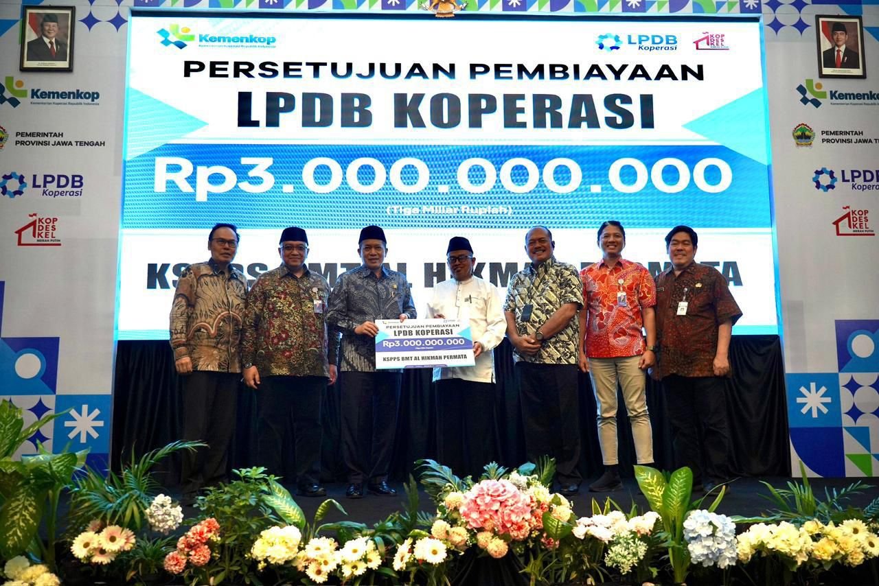 Ferry Juliantono Dorong Kopontren Tingkatkan Daya Saing dan Jalin Kemitraan dengan Kopdes Merah Putih 1 IMG 20251218 WA0060