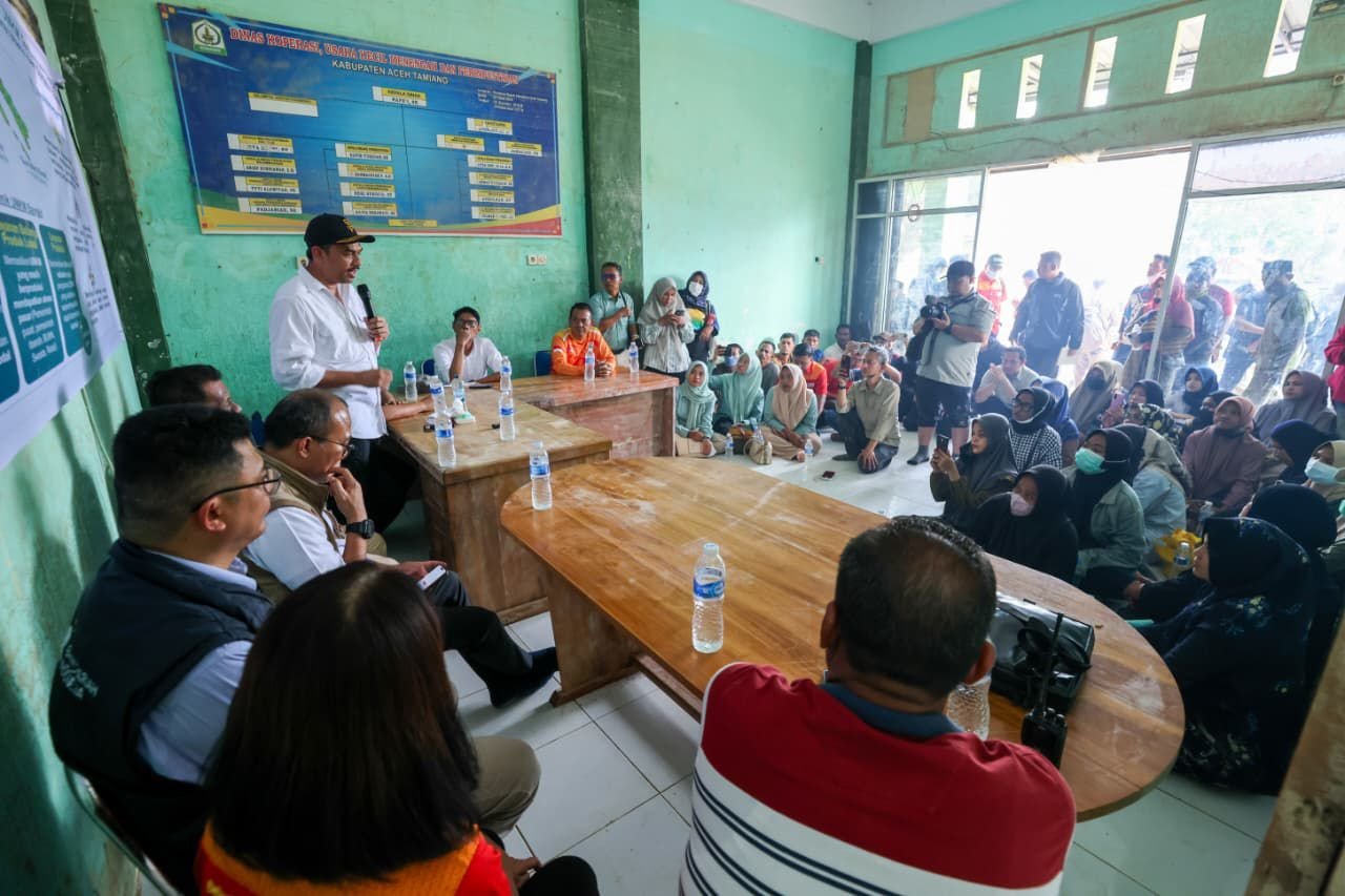 Menteri Maman Abdurrahman Luncurkan Klinik UMKM Bangkit di Aceh Tamiang 1 IMG 20251231 WA0026