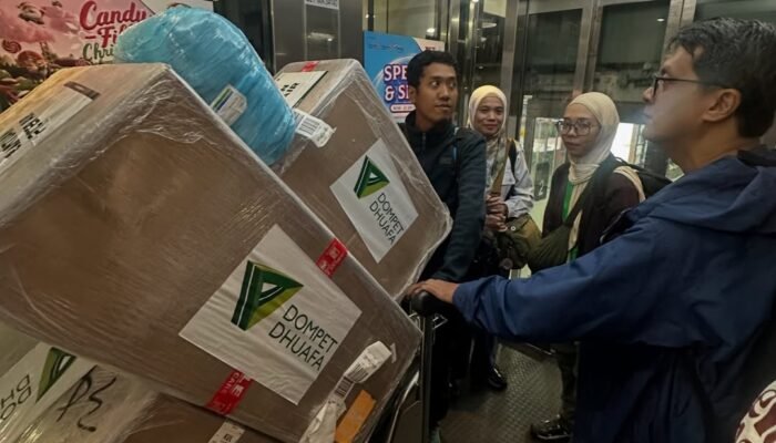 Chiki Fawzi : Harga Tiket Pesawat ke Sumatera Melonjak, Relawan Banjir Bandang Terkendala 2 Mau ke Aceh Tengah flight lewat Malaysia krn harganya lebih masuk akal. Kalau flight lsng ke Me 2