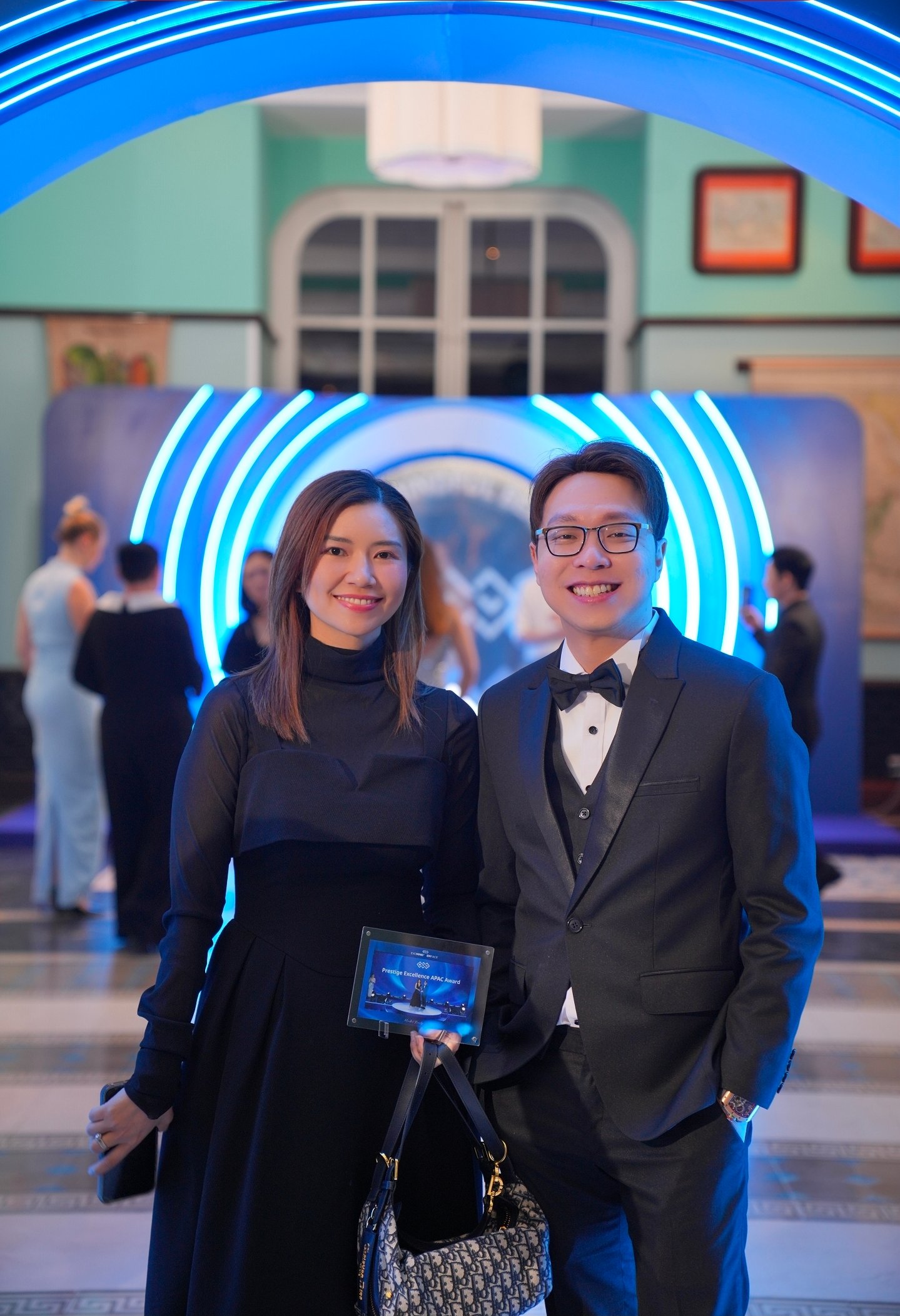 Bangga..!! dr.Richard Lee Harumkan Indonesia Dalam Prestige Excellent APAC Award 2025 Di Vietnam 2 Screenshot 20251202 135645 Photos