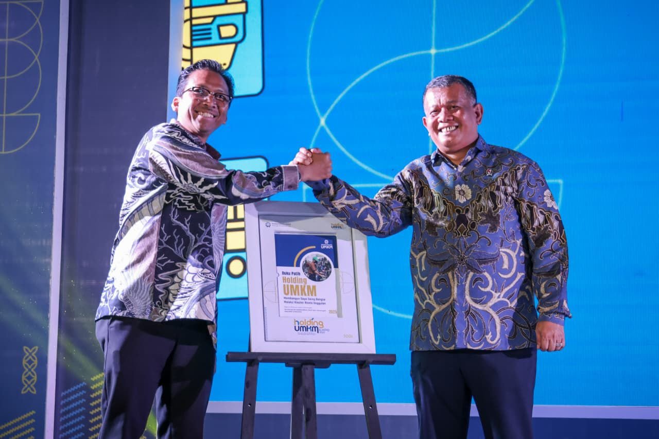 Wamen Helvi: Ketimpangan Hubungan Antara UMKM dan Industri Besar Dapat Dijembatani Melalui Program Holding UMKM 1 pul 67