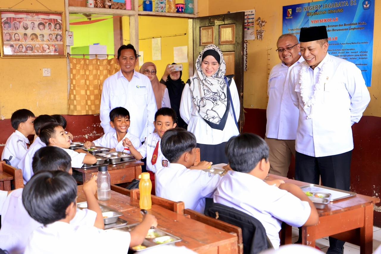 Ferry Juliantono Dorong Mitra LPDB Koperasi KPBS Pangalengan Kembangkan Pabrik Susu dan Terintegrasi dengan Gerai KDKMP 1 pul 76