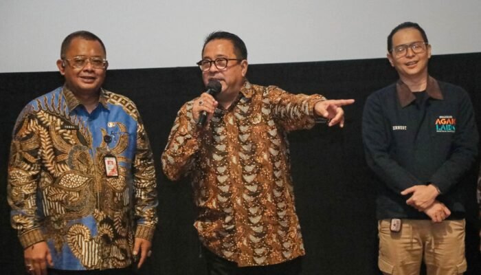 Wagub Rano Karno Ajak Lansia Nonton Bareng, Tekankan Pentingnya Kota yang Membahagiakan Warga 2 siaranpers pemprov dki 20251211164734 dqmr2q 228