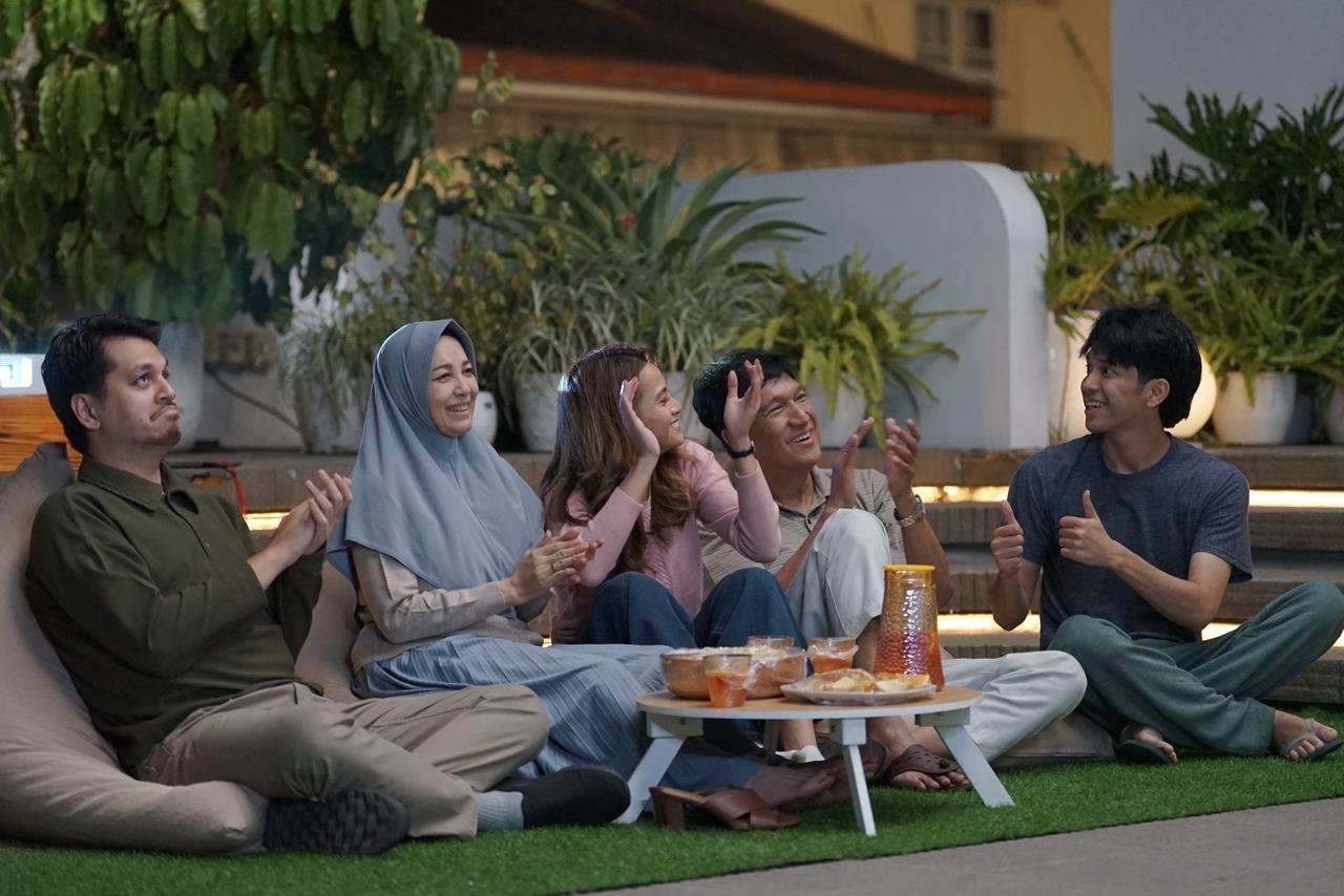 Film “Titip Bunda di Surga-Mu” Rilis Official Trailer & Poster,Hadirkan Kisah Hangat Penyejuk Hati Jelang Lebaran 1 IMG 20260115 WA0092