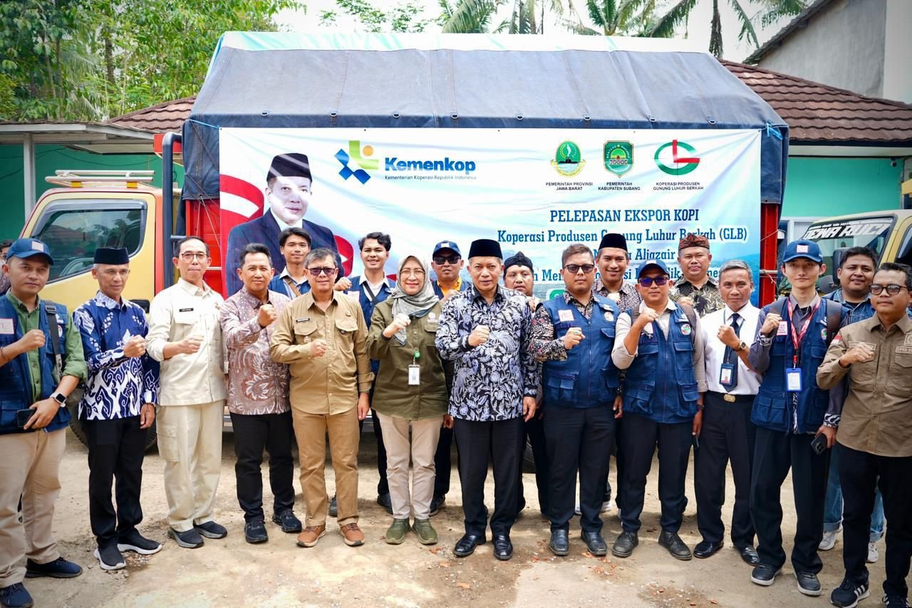 Ferry Juliantono Resmikan Pelepasan Ekspor Kopi Koperasi Produsen Gunung Luhur Berkah ke Aljazair 2 IMG 20260117 WA0049