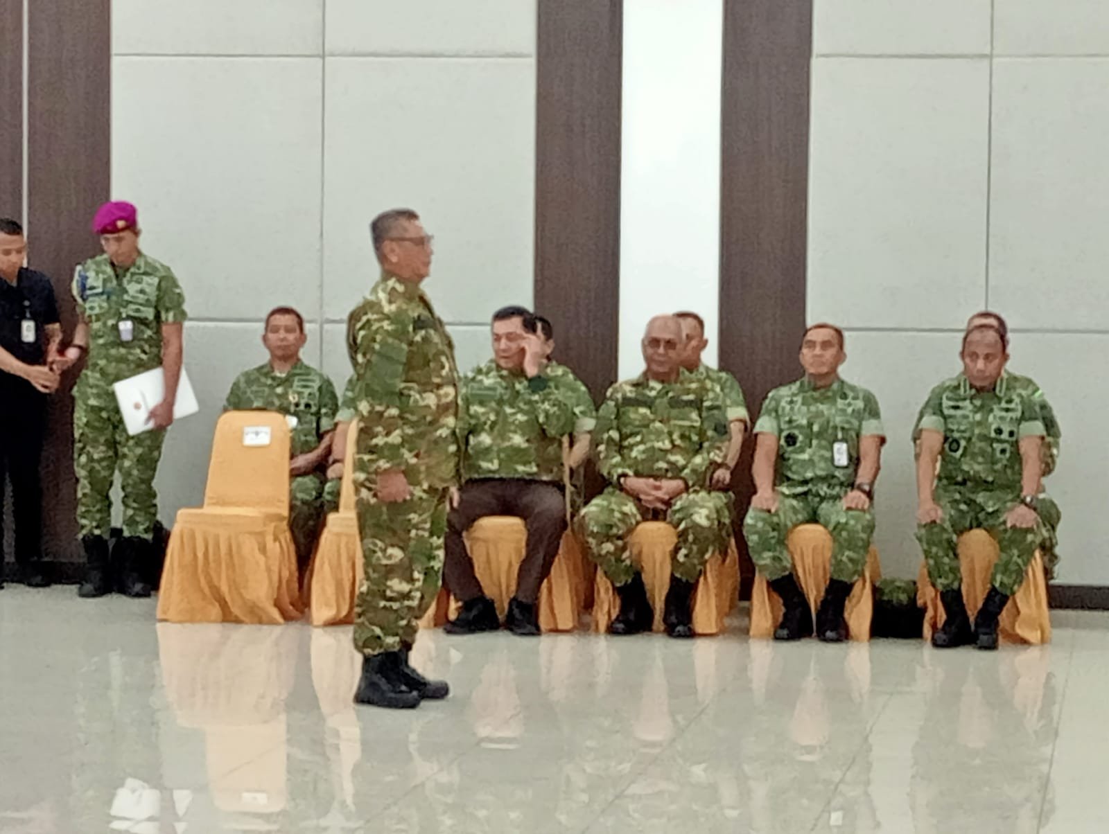Menhan Sjafrie Ingatkan Ancaman Perang Psikologis di Era Digital 1 pul 105