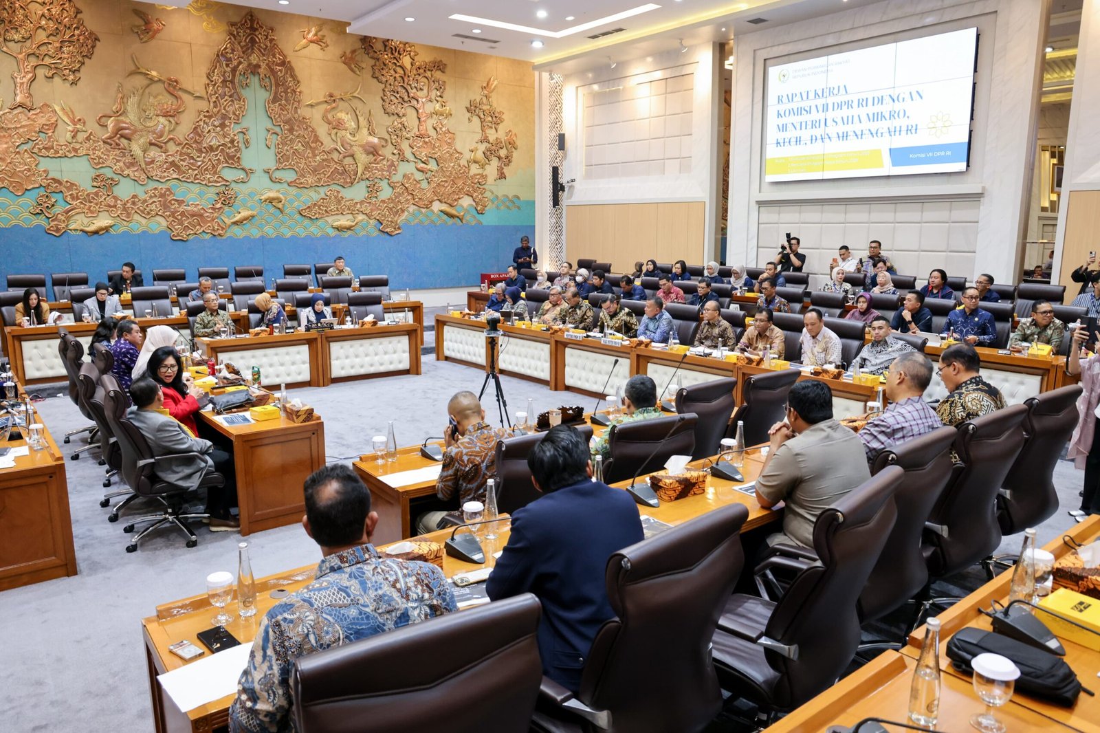 Capaian Kementerian UMKM dalam Memperkuat Ekonomi Rakyat Diapresiasi DPRI RI 3 pul 55 scaled