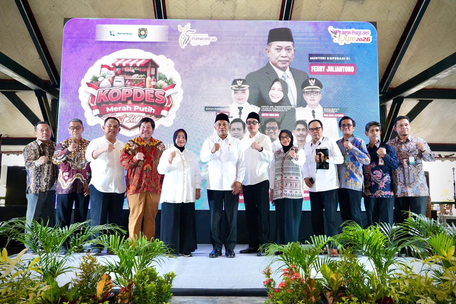 Menkop Apresiasi Penguatan Ekonomi Kerakyatan Melalui Festival Kopdes Merah Putih 2026 di Purworejo 1 330f4628 1273 4fcc 8ce3 5890dbb84879