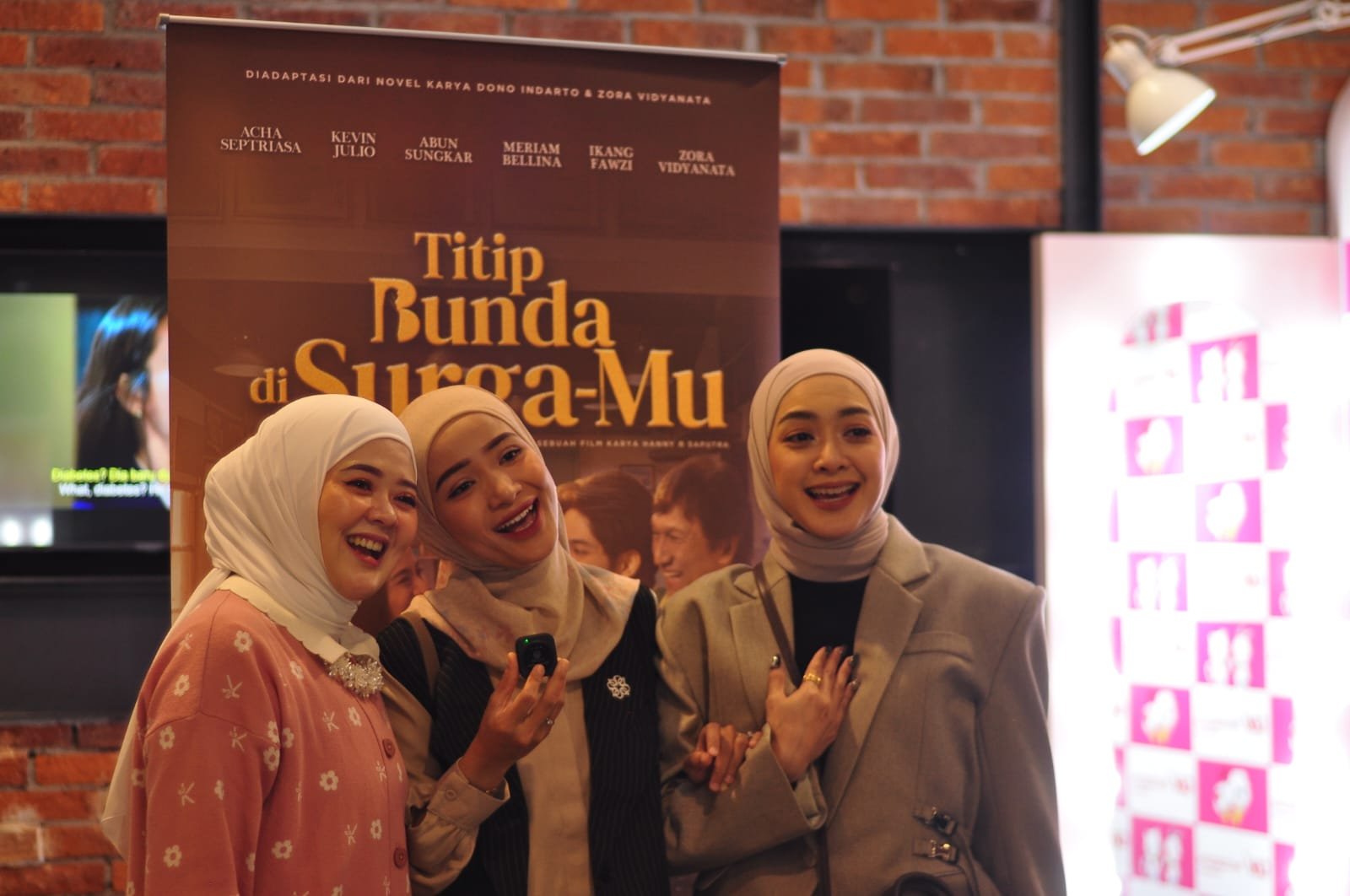 Belajar Parenting Lewat Air Mata: Pesan Keluarga dari Titip Bunda di Surga-Mu 2 IMG 20260206 WA0068