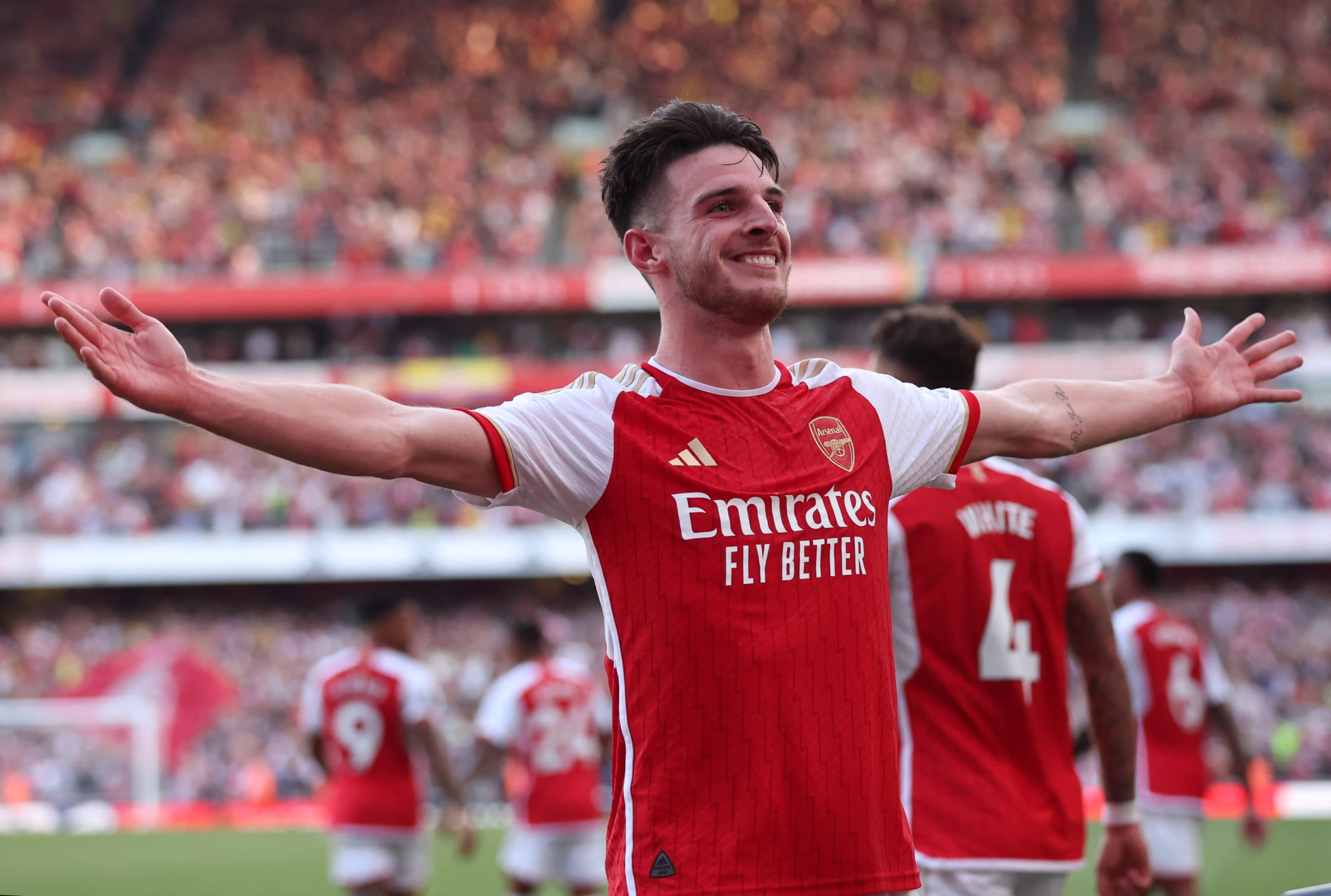 Daftar Gelandang Terbaik Premier League 2025/2026: Declan Rice Masih Tak Tergoyahkan 1 pul scaled