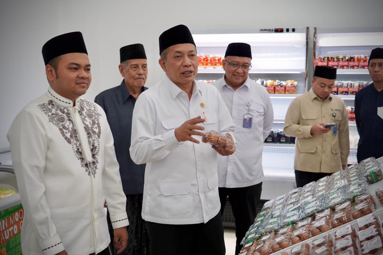 Resmikan Sundra Family Care, Menkop Apresiasi Diversifikasi Bisnis Kopontren Sunan Drajat 2 WhatsApp Image 2026 03 10 at 18.58.39