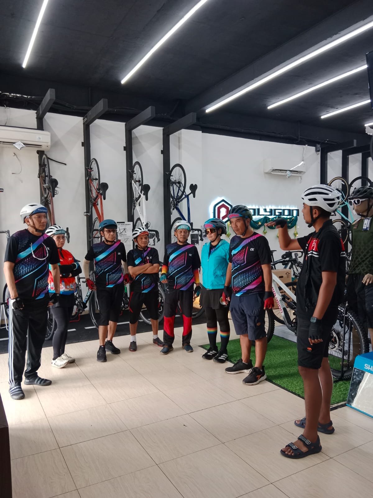 Komunitas Sepeda ASPAL Meriahkan Ngabuburit dan Buka Puasa Bersama di Rodalink Kalimalang 1 pul 42