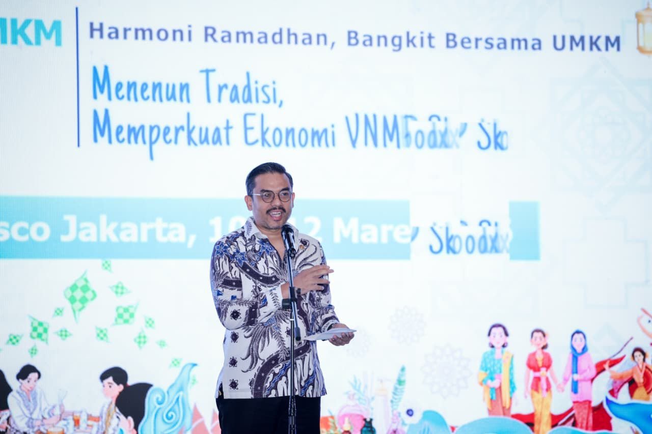 Maman Abdurrahman Tekankan Pentingnya Menguatkan Pasar Domestik Saat Membuka Bazar Ramadhan 1 pul 47