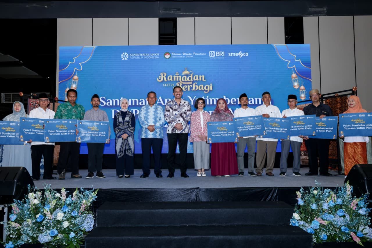 Maman Abdurrahman Tekankan Pentingnya Menguatkan Pasar Domestik Saat Membuka Bazar Ramadhan 2 pul 48