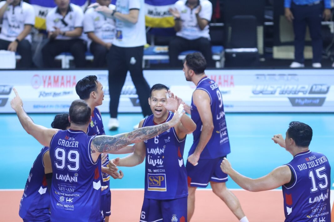 Tim putra Jakarta LavAni Livin' Transmedia berhasil menjuarai Proliga 2026. (foto: proliga).