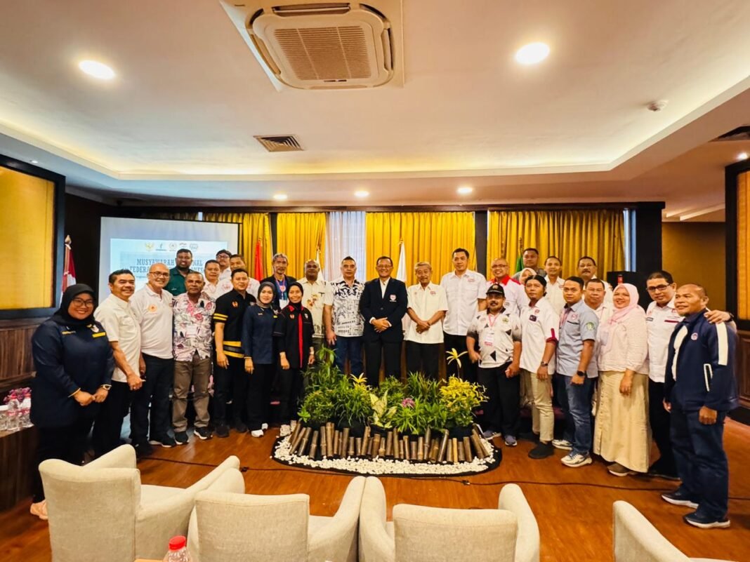 Mayjen TNI (Purn) Budi Sulistijono kembali terpilih sebagai Ketua Umum Pengurus Pusat Federasi Hockey Indonesia (PP FHI) untuk periode 2026–2030. (Foto: FHI).