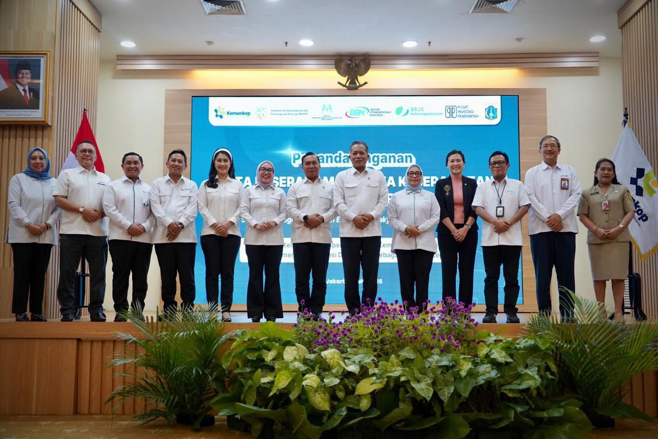 Ferry Juliantono Gandeng K/L Bangun 'Super Tim' untuk Perkuat Ekonomi Kerakyatan Berbasis Koperasi 2 ad1fc41c 912a 4a81 84ba 0eca4c812ed0