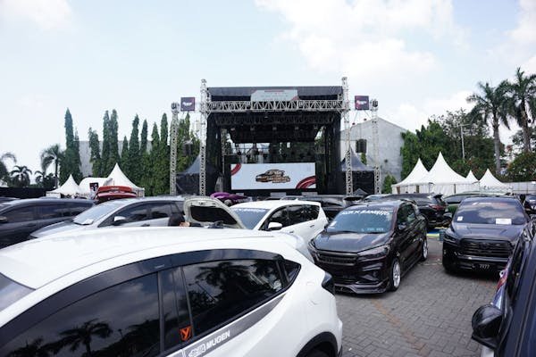 Komunitas Otomotif Surabaya dan Sekitarnya Unjuk Gigi di Hari Ketiga IIMS Surabaya 2026 1 unnamed 5