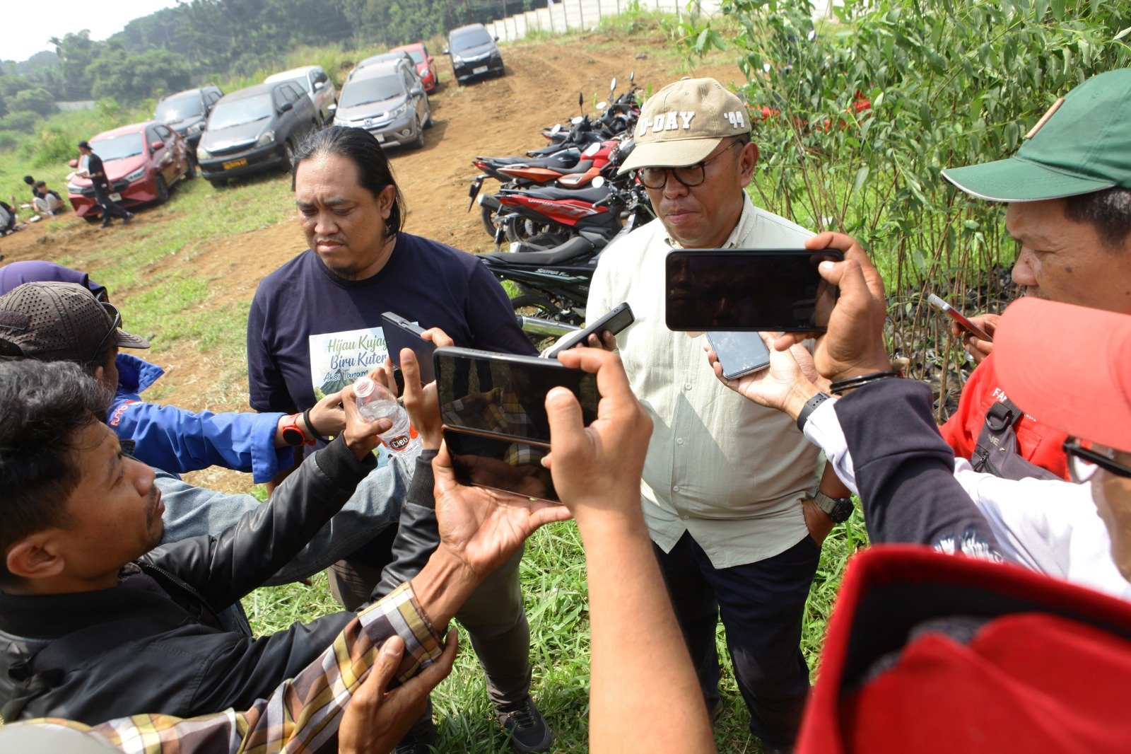 OMPA TAPAL, PWI Jaya dan PT PMC Tanam 5.000 Pohon 3 1fc21575 42ff 4cf3 99d7 4c44e8308484