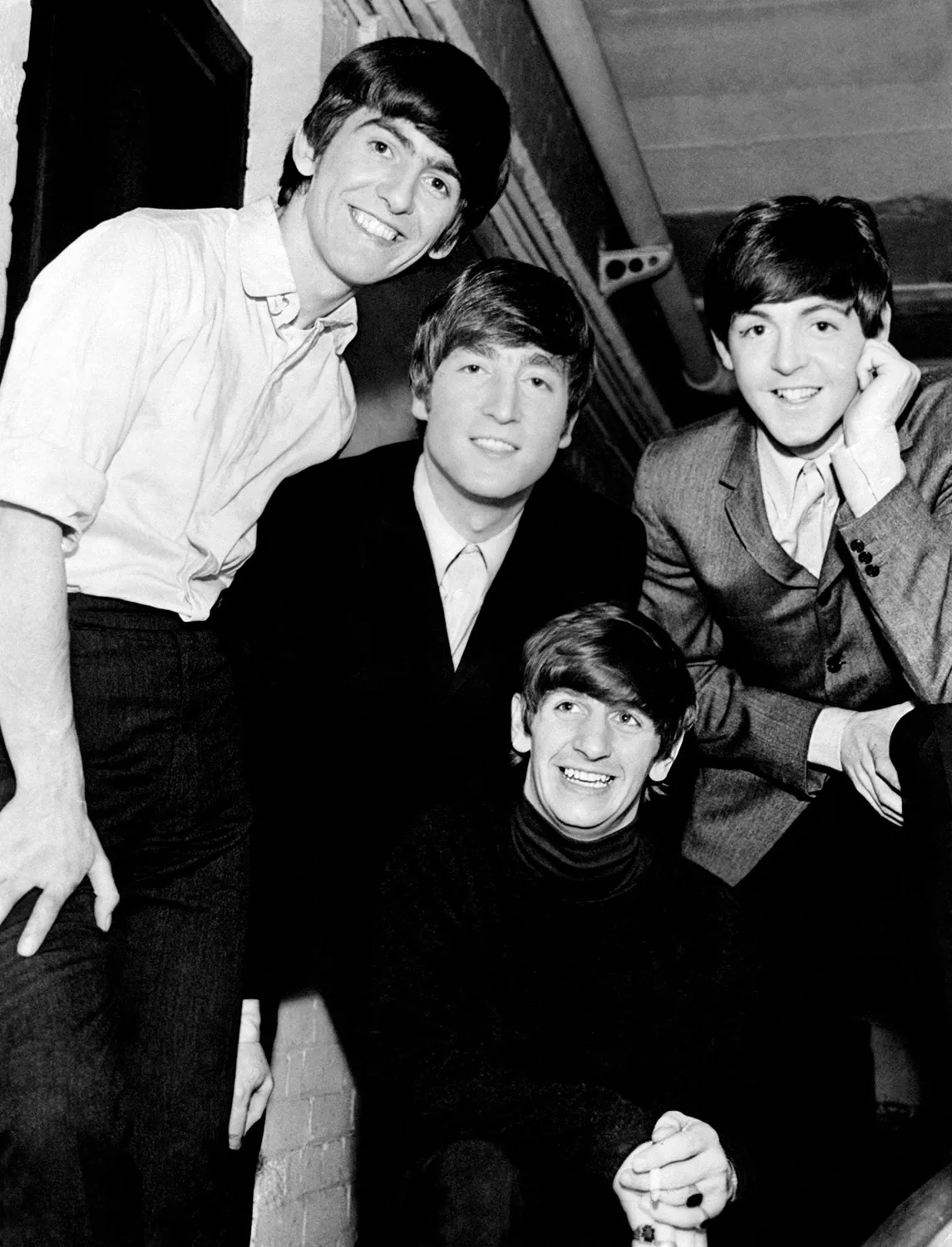 Paul McCartney Rayakan Ulang Tahun ke-84, Ini Perjalanan Hidup Sang Legenda The Beatles dan Kekayaannya yang Fantastis 2 Paul McCartney Life in Pics84 cbb5be7bbd3b4d4f96cb4512bbca6e2f