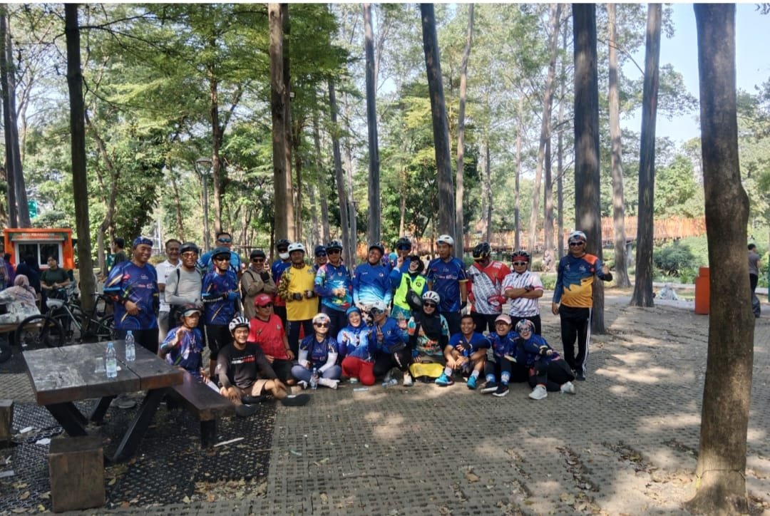 Aspal Godidem Bersama Rodalink Gowes ke Tebet Ecopark, Kampanyekan Gaya Hidup Sehat 2 85b4ea8e c85e 4bb2 b0c0 36f580405a1a