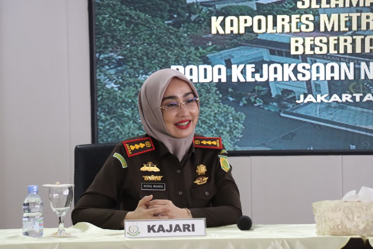 Kapolres Metro Jakarta Barat Jalin Silaturahmi dengan Kajari, Perkokoh Kolaborasi Polri dan Kejaksaan 1 88f6a26b 2705 403b 9a3d d8d2eeb60b16