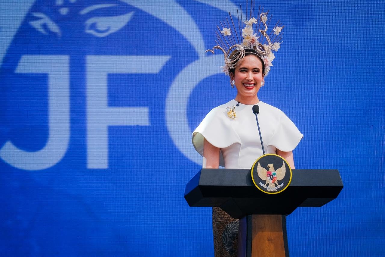 Widiyanti Putri Wardhana Apresiasi Jember Fashion Carnaval 2026, Dinilai Perkuat Pariwisata dan Gerakkan Ekonomi Daerah 2 WhatsApp Image 2026 07 26 at 20.42.48