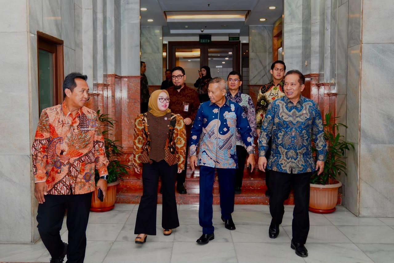 Kemenkop Komitmen Jaga Integritas Dan Anti Korupsi Guna Sukseskan Program KDKMP 2 a7d62cf5 aee4 4b94 a8b1 ad05c82599ec