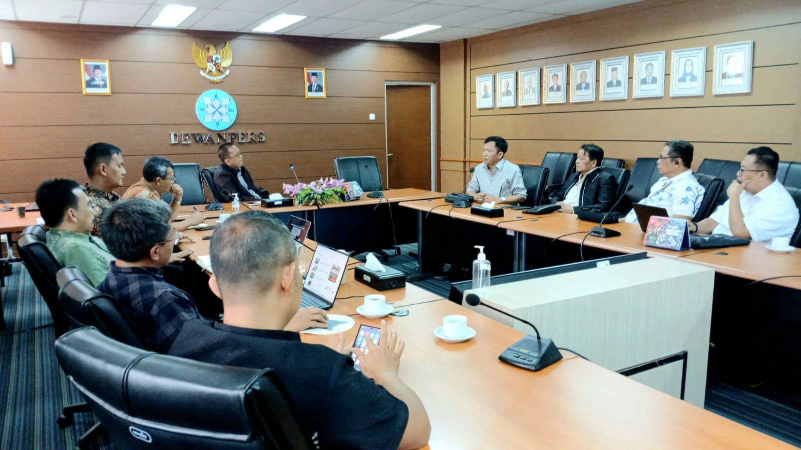 Dewan Pers Minta SWI Perketat Seleksi Anggota, Rangkap Organisasi dan Profesi Jadi Sorotan 2 a832cdcf a235 421e a9d8 aeb731783729