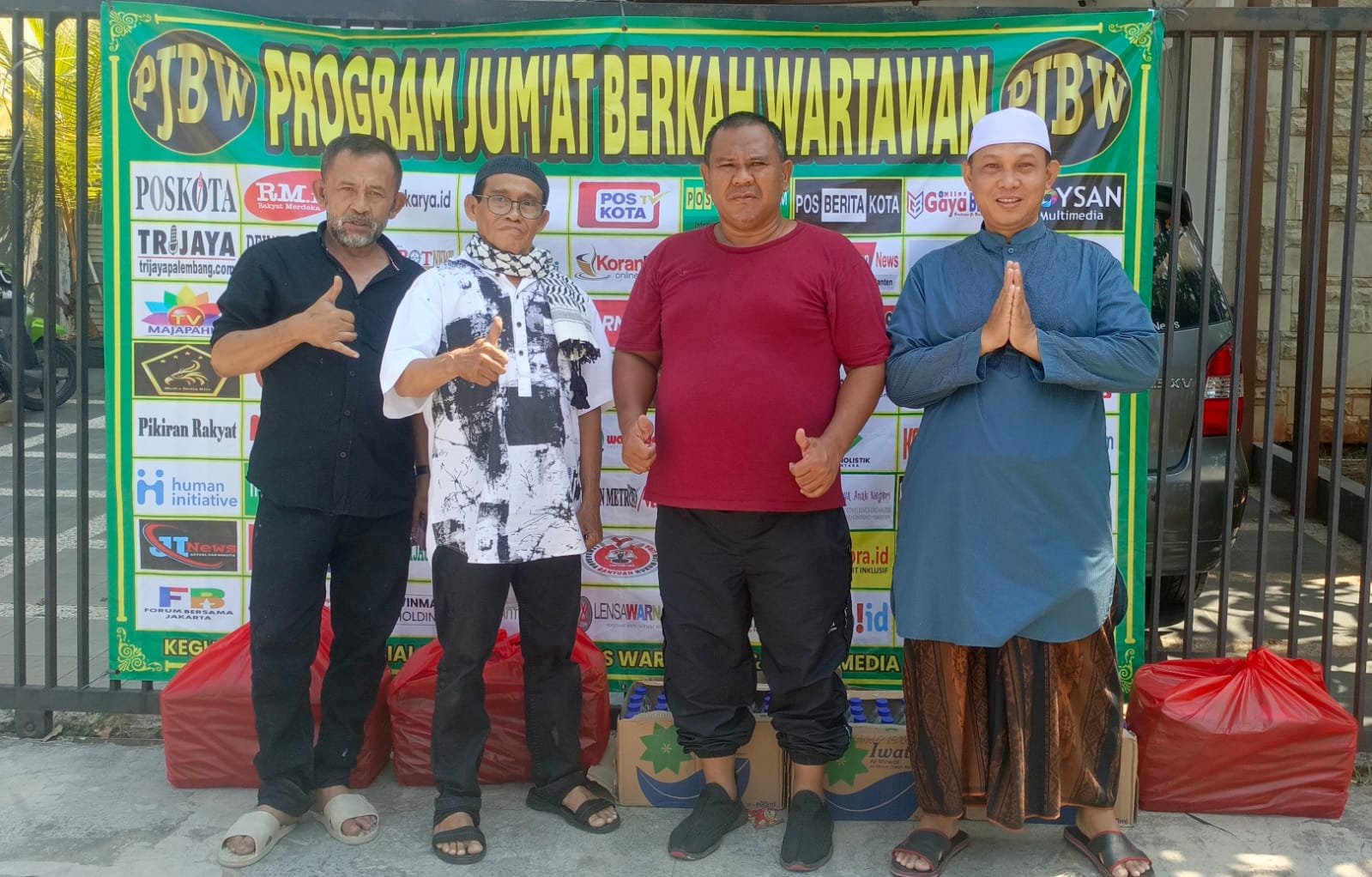 Jumat Berkah Wartawan Pekan Ke-83 Jangkau Warga Ciputat hingga Bekasi 1 c0a63075 c536 4ab8 b1dc 96de0f70d0fb