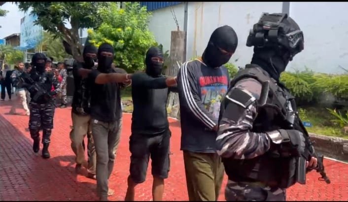TNI AL Bongkar Upaya Penyelundupan Pasir Timah Senilai Rp1,52 Miliar ke Malaysia 2 dec2c2e1 a88f 417c 9e20 f1b88daaa8ba
